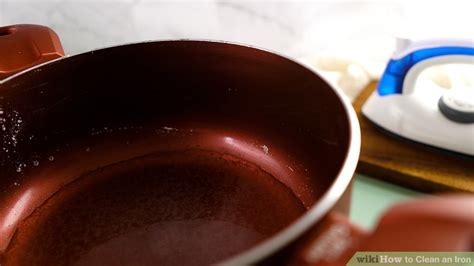 3 Ways to Clean an Iron - wikiHow