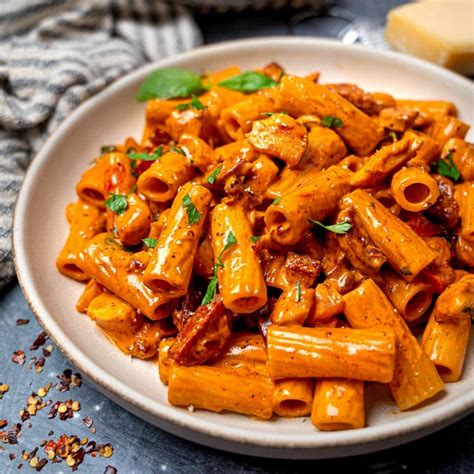 Creamy Chicken And Chorizo Pasta Recipe Cheff Recipes