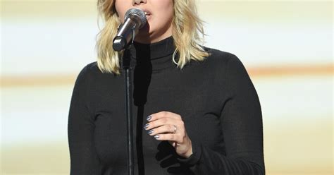 Louane moquée pour son apparence aux Victoires de la musique 2019