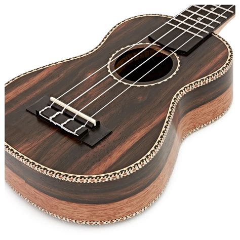 Snail Uks E Soprano Ukulele Natural At Gear Music