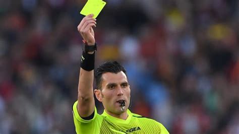 L Arbitro Volpi Si Dimesso Dopo Aver Diretto Cremonese Pisa La