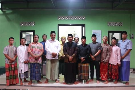 Sholat Subuh Bersama Bupati Ngawi H Ony Anwar Harsono St M H