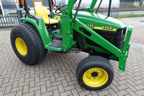 John Deere 4400 4wd • Vm Service