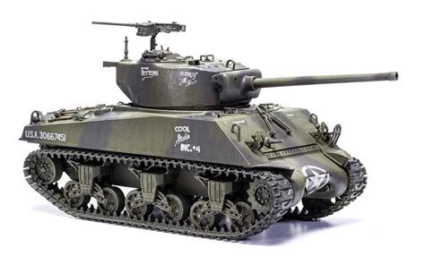 Airfix 1 35 M4a3 76 W Sherman 1365