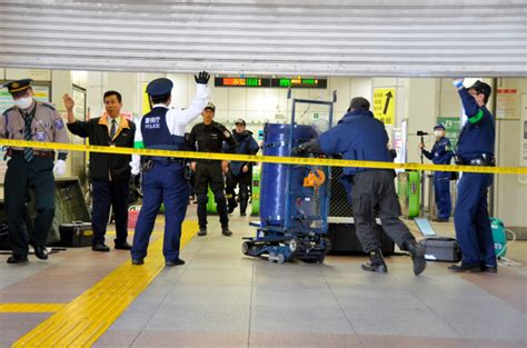 【東京】秋葉原駅 トイレで爆発物騒ぎ サニタリーボックスの基板むき出し、故意に設置か ぎぎぎ速報