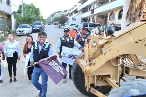 Encabeza Alcalde Oscar Leggs Castro Banderazo De Inicio A Obras En CSL