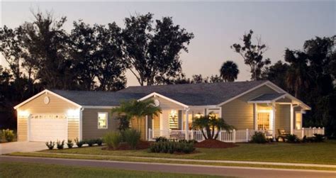 triple wide mobile home with basement : Modern Modular Home