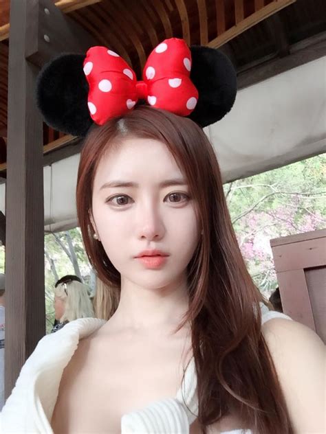 Hot girl Hàn Quốc nổi như cồn vì đường cong gợi cảm Anh Gai Xinh k