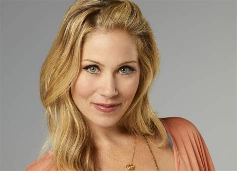 Christina Applegate - Biography, Height & Life Story | Super Stars Bio