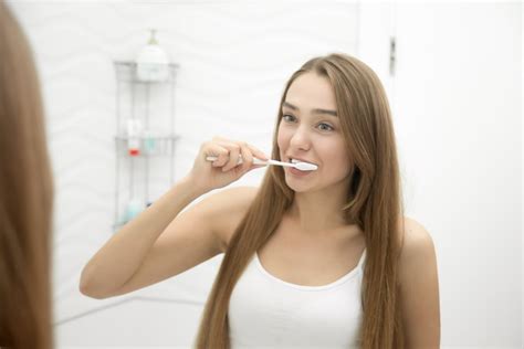 Consejos Para Cepillarse Los Dientes Correctamente Dentista Collado