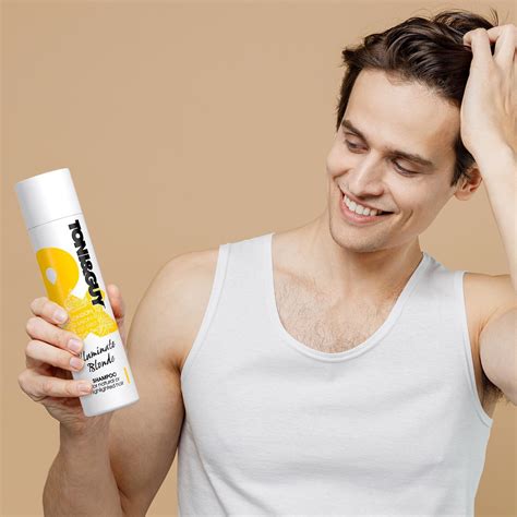Toni And Guy Illuminate Blonde Shampoo For Natural Or Highlighted Hair
