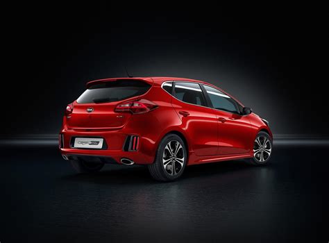 Kia Shows Cee D GT Line With Body Kit 1 Liter Turbo T GDI Engine And 7