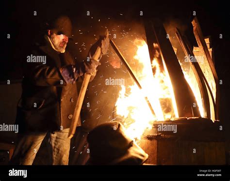 member clavie crew loads  clavie  res stock photography