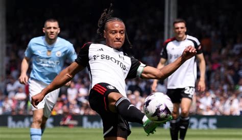 Officiellt Bobby De Cordova Reid klar för Leicester City