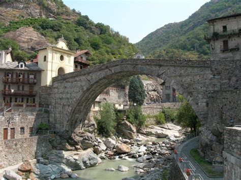 Ponte Romano Valle D Aosta Architettura Romana Architettura Monumenti