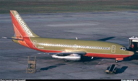 Southwest Airlines B 737 Desert Gold - DA.C