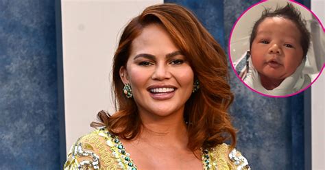 Chrissy Teigen Debuts Newborn Son Wrens Astonishing Hairdo Prepare To