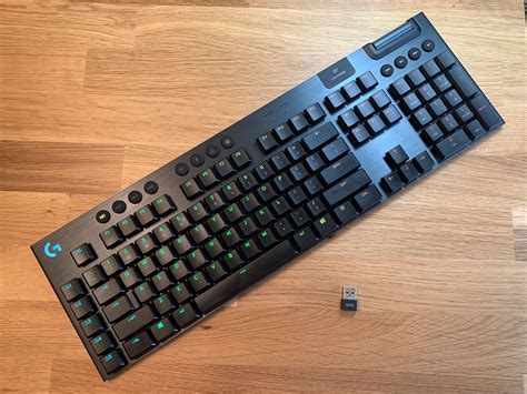 Logitech G915 Lightspeed Wireless Mechanical Keyboard Review | PCMag