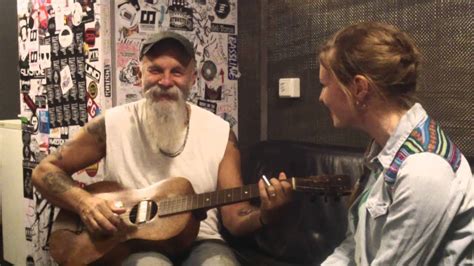 Seasick Steve And Walkin Girl Jeanne Singing Walkin Man Youtube