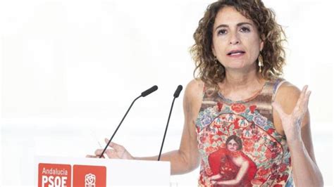 Montero dice que el pacto con ERC compatibiliza la financiación