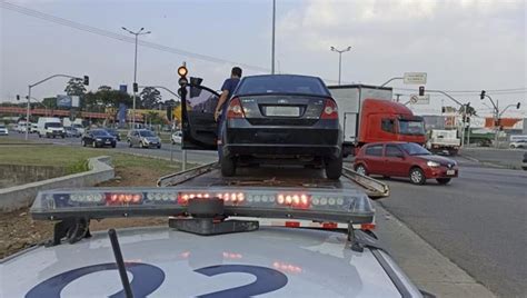 Veículo débitos no valor três vezes maior que o do próprio carro é