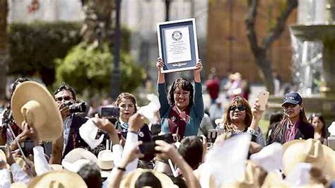 Arequipa Recupera R Cord Guinness Con La Danza La Benita Sociedad