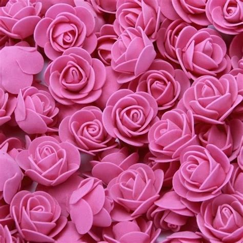 Objets décoratifs Ourson en Roses artificielles fausses fleurs pour un