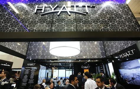 Hyatt Hotels Profit Beats Expectations Wsj