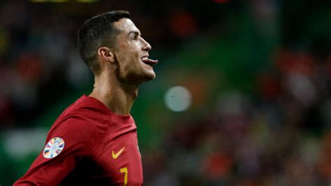 Cristiano Ronaldo Feiert Mega Rekord Mit Doppelpack