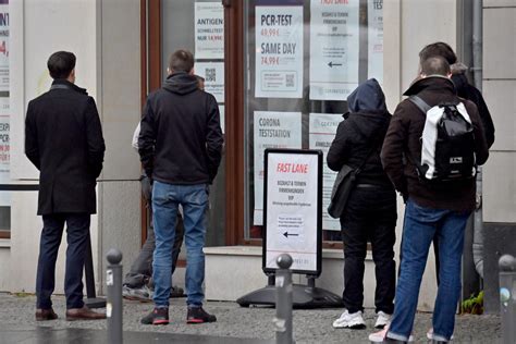 Slobodna Dalmacija U Njema Koj Se Razmi Lja O Obaveznom Cijepljenju