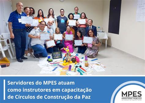 Servidores do MPES atuam como instrutores em capacitação de Círculos de