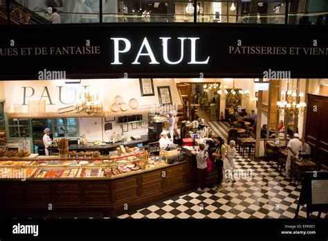 Paul Bakery At The Dubai Mall Stock Photo 78573629 Alamy