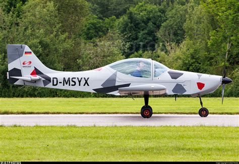 D Msyx Breezer B Private Oliver Richter Jetphotos