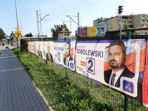 Kto Posprz Ta Plakaty Wyborcze Po Wyborach Ile Jest Na To Czasu