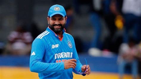 Rohit Sharma এশিয়া কাপ ফাইনালে নেমেই সচিন দ্রাবিড়দের এলিট গ্রুপ