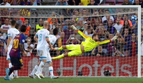 Messi scores three in Barcelona's Champions League opener