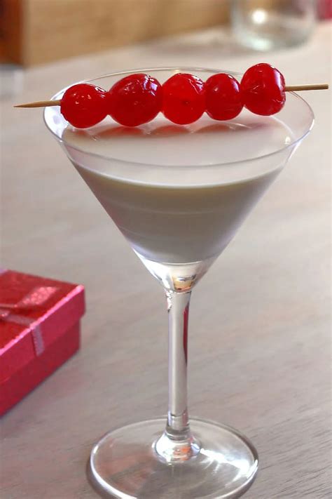 Very Cherry Christmas Drink Recipe Mix That Drink