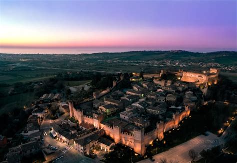 Gradara Capitale Del Medioevo Amaresanmauro