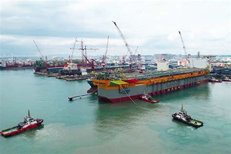 WATCH NOW First Series Of Topside Modules Lifting For Prosperity FPSO