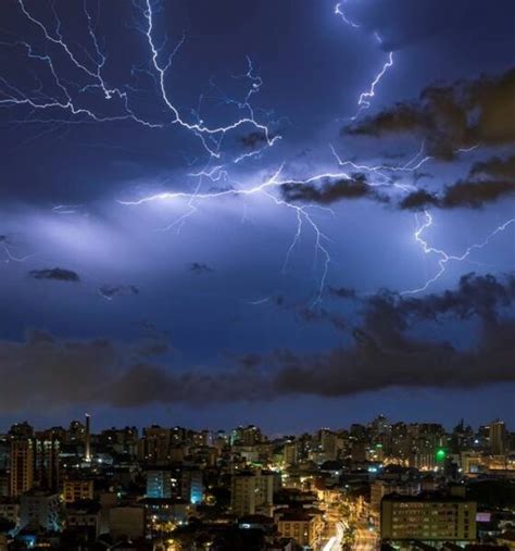 Alerta De Tempestade Estado De Vigilância No Rio Grande Do Sul