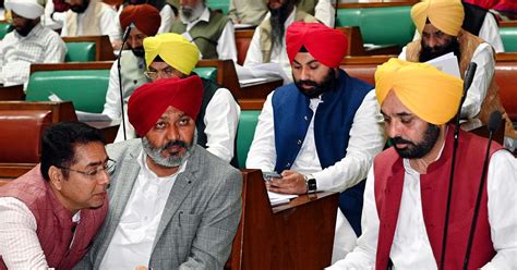 Congress Mlas Boycott Punjab Cm In Assembly Day After Mann Partap Bajwa Spar