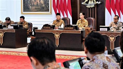 Presiden Prabowo Tekankan Kerja Sama Tim Dan Efisiensi Dalam Sidang