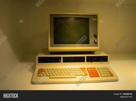 One First Computers Image & Photo (Free Trial) | Bigstock