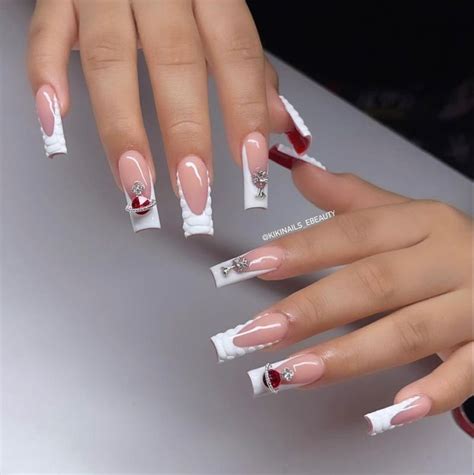 𝑷𝑰𝑵𝑻𝑬𝑹𝑬𝑺𝑻 𝑽𝑰𝑩𝑬𝑬𝑾𝑻𝑨𝑻𝑰𝑰 🍒 French Tip Acrylic Nails Pink Acrylic Nails