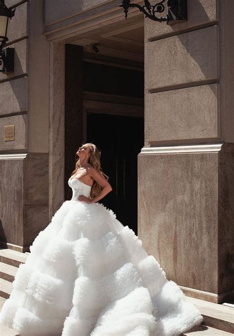 Pin By Katerina Jankowski On Future Wedding Dramatic Wedding Dress