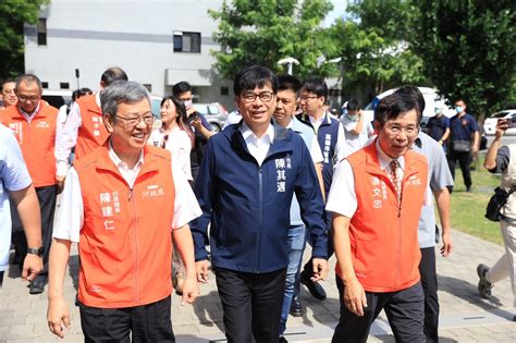 陪同行政院長視察國訓中心 陳其邁為選手加油打氣、盼台灣選手旗開得勝 勇奪金牌