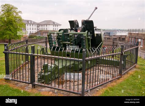 Bofors L70 40mm Anti Aircraft Gun Stock Photo Alamy