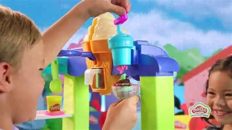 Play Doh Kitchen Creations Ultimate Ice Cream Truck Playset Tv Spot