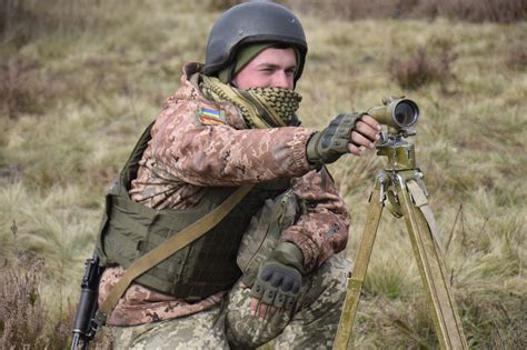 На Рівненському загальновійськовому полігоні триває бойове злагодження ...