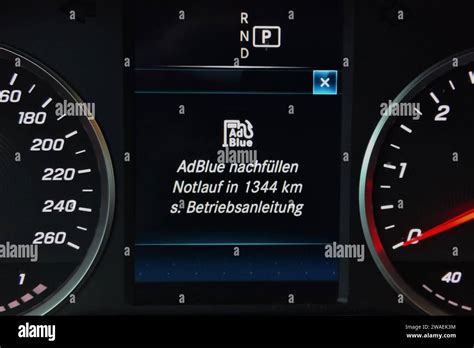 Ad Blue Bzw Adblue Tanken Anzeige Im Cockpit Pkw Display Im